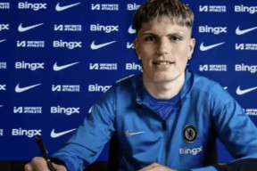 意大利杯赛程吃紧；皇家社会赛后遗憾出局；更衣室稳定；临场指挥获称赞的简单介绍